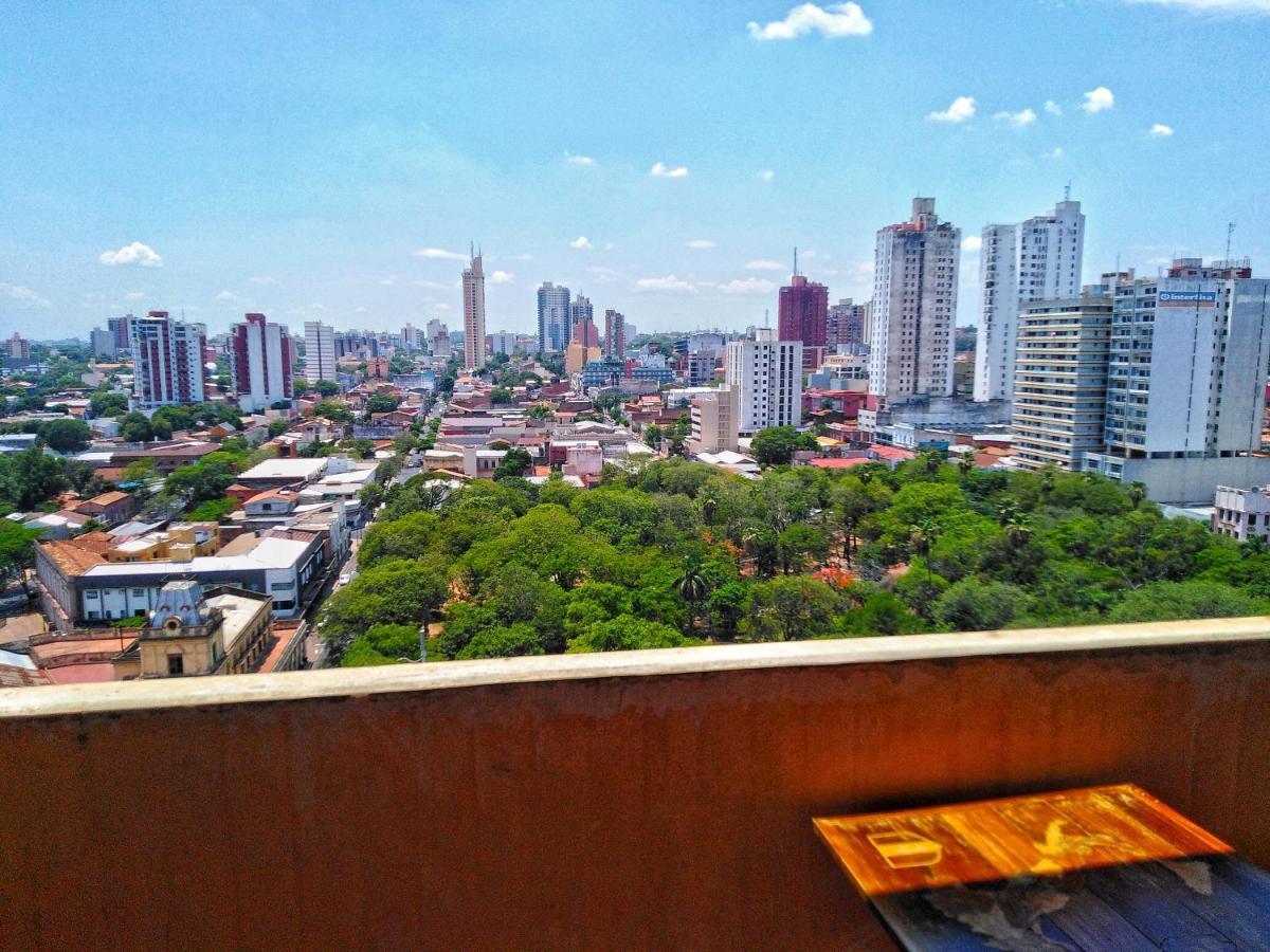 Amplio Depto De 2 Dormitorios, Zona Plaza Uruguaya Asunción Eksteriør billede